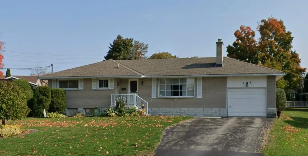 These pieces were bought by Susan, who lived in this house, in 1981.